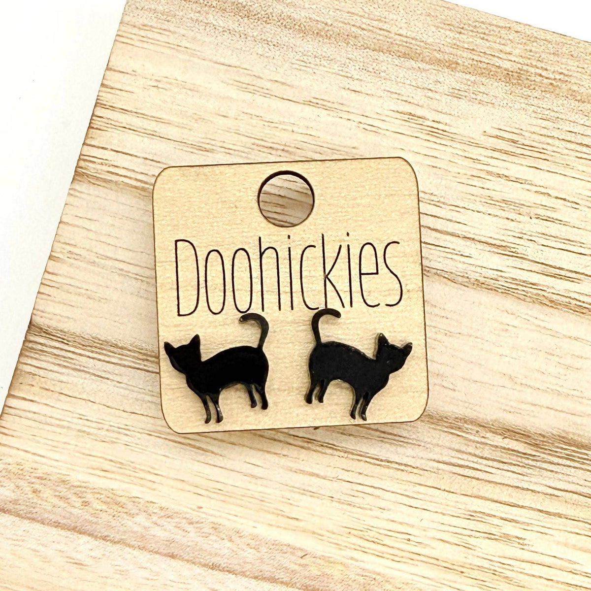 Spooky Studs - Acrylic Halloween Earrings: Ghosts