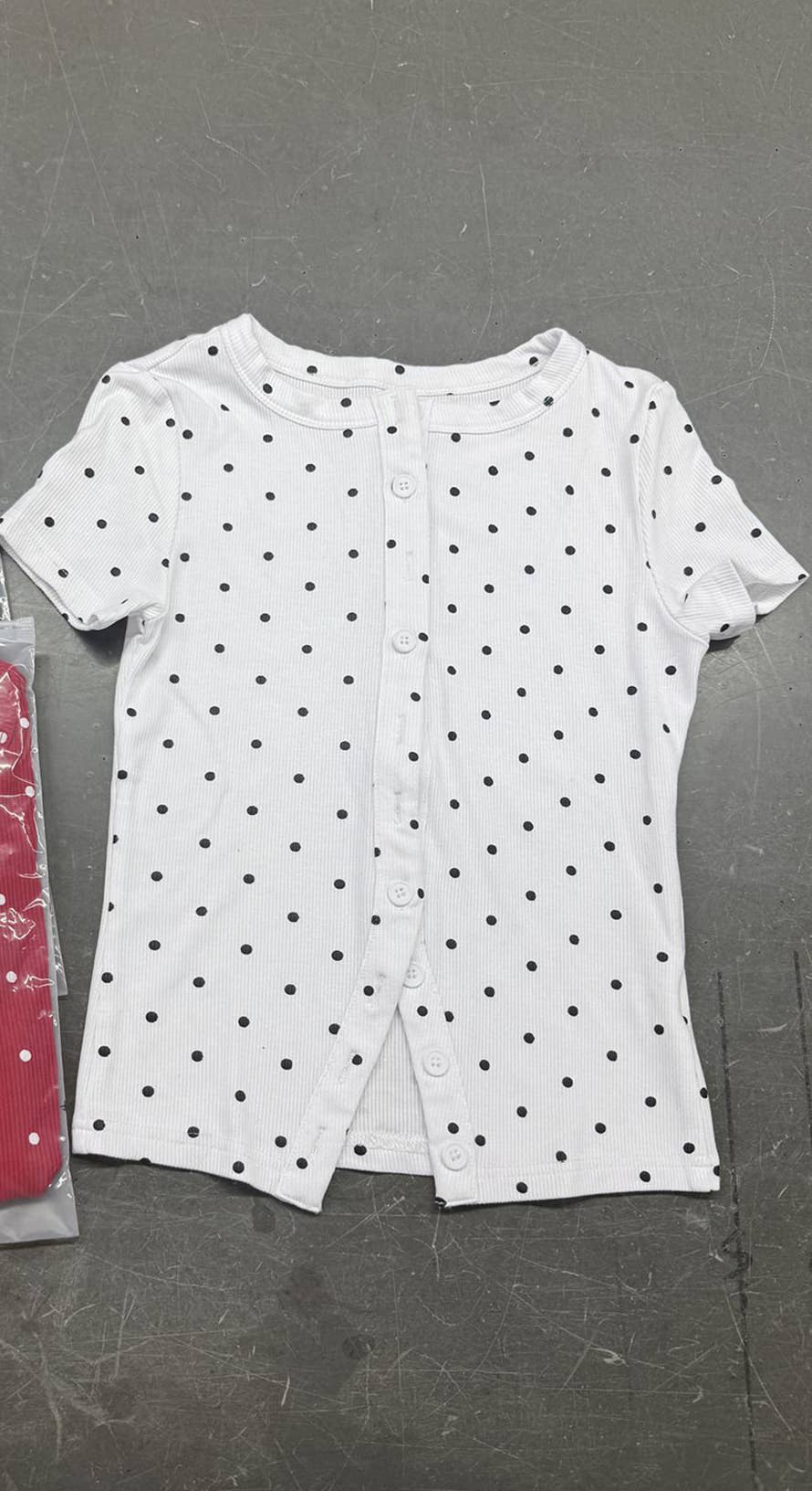Ribbed Polka Dot Fitted Short Sleeve T-Shirt: Red