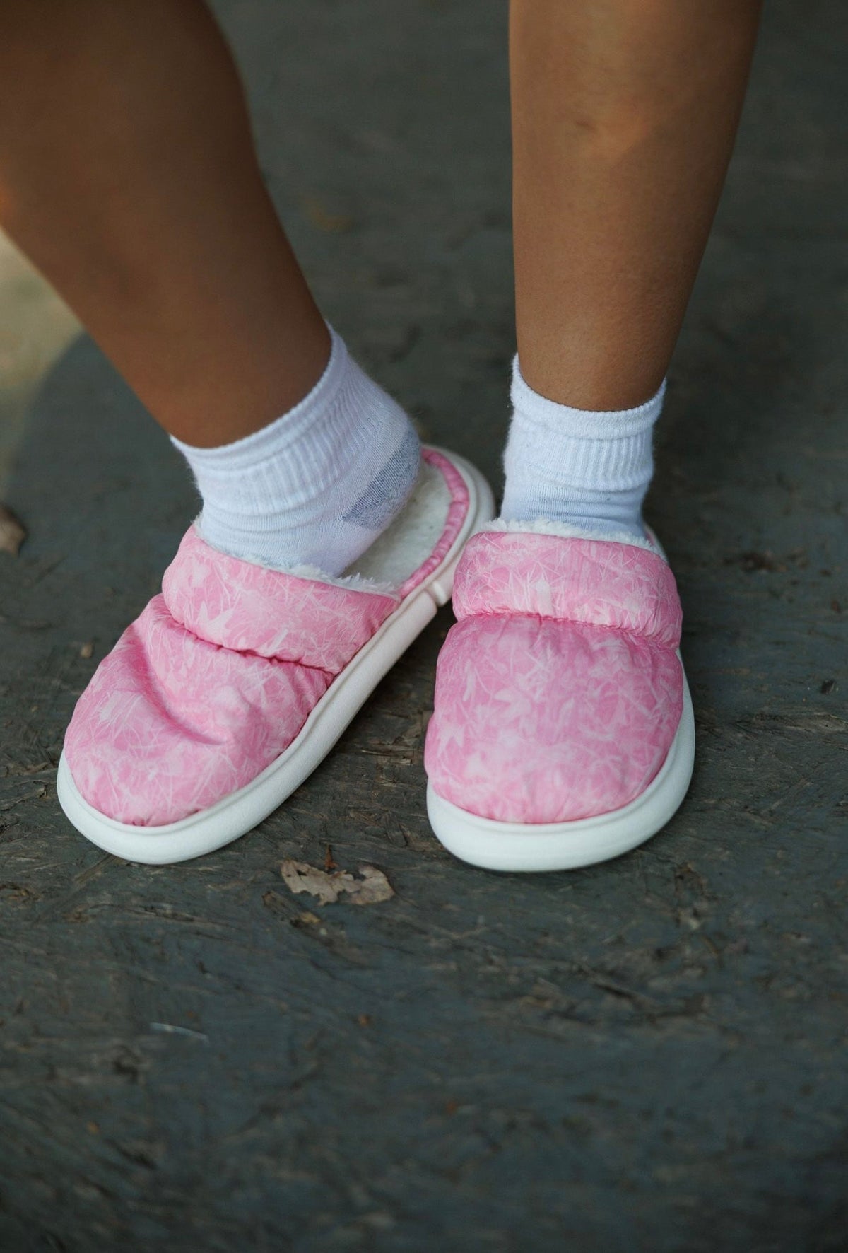Pink Camo Slippers One Size