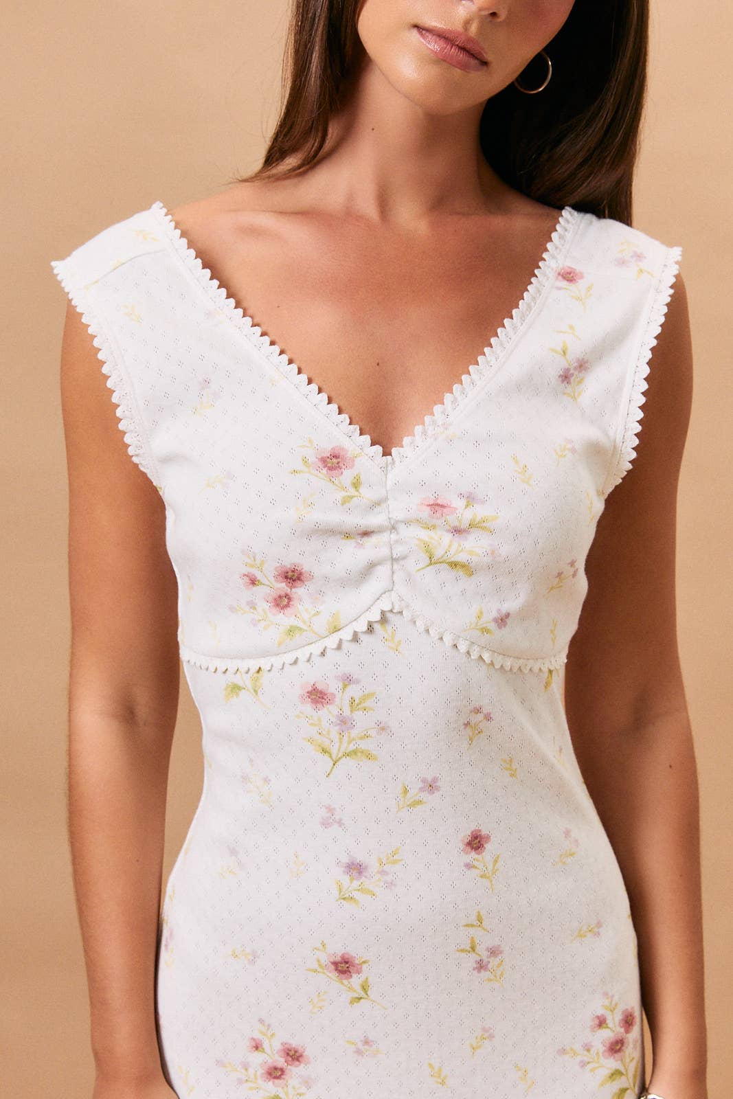 SLEEVELESS V-NECK LACE TRIM DETAIL POINTELLE MINI DRESS