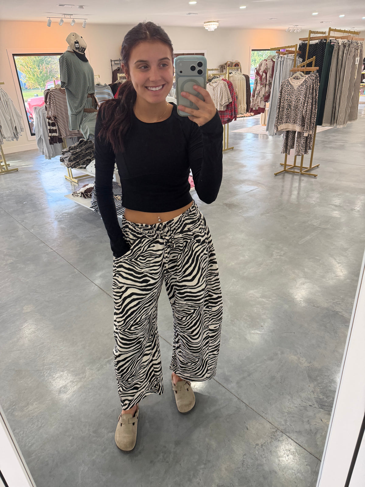 Zebra Pull On Barrel Pants